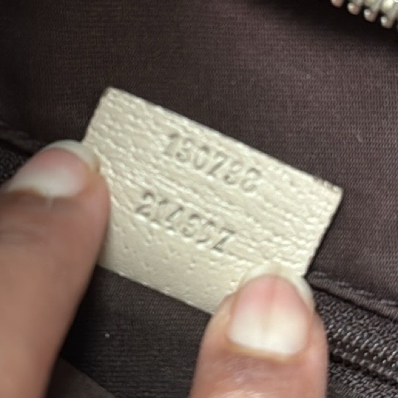 (SOLD)GUCCI Beige GG Canvas and Leather Abbey D-Ring Hobo - Picture 12 of 12